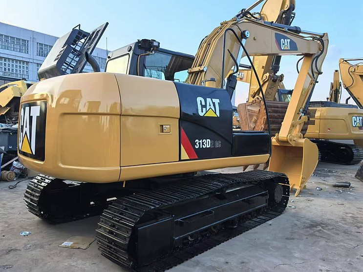 2020 CAT 313D2 GC